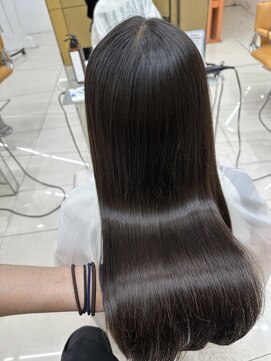 プロデュース 成瀬店(Produce) うねり対策に縮毛矯正［町田/縮毛矯正/髪質改善］
