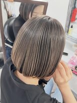 ホリー(HOLLY)&nbsp;白髪ぼかしハイライト