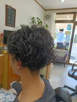 理容 ひまわり ニュアンスパーマ