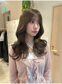 やわらかく揺れる艶レイヤーカラー