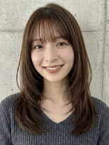 アル あびこ(aru.)&nbsp;マイナス5歳の小顔効果。大人の顔周りレイヤーミディアム