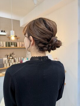 アト(Ato.) シニヨンhair arrange【向】【Ato.明石】