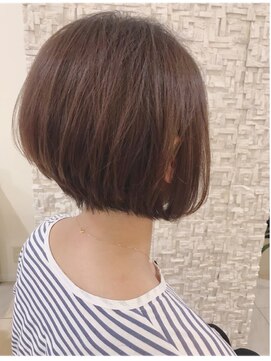 フレイストート(Frais Tout) 前髪長めのボブスタイル　髪質改善　オージュア　縮毛矯正