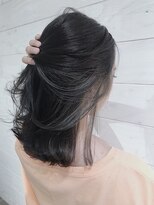 ムウ 難波(MOU)&nbsp;ハッシュカットフルバング似合わせカットレッドブラウン20代30代