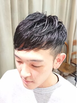 パール(PEAR+L) メンズ×マッシュウルフ×ツーブロック×サイドグラデーション