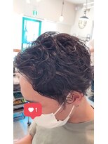 アミーコ(Amico)&nbsp;ツーブロック刈り上げ七三スパイラルパーマくせ毛束感流行モテる