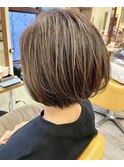 ショートボブ/ショートヘア/グレーベージュ/くびレイヤー
