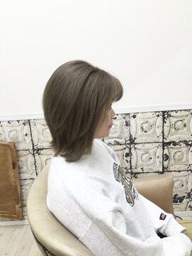 イーリャ(I-Rya) 外ハネ