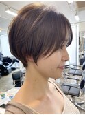 大人マッシュショート丸みショート黒髪ショートベリーショート