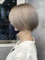 ハイトーンボブミルクティーベージュピンクベージュダブルカラー