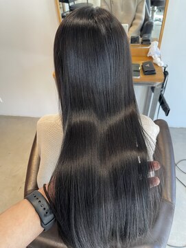 アオゾラヘアー フジサキグウ(AOZORA HAIR FUJISAKIGU) 艶髪 ブルーブラック 髪質改善 サラサラストレート 縮毛矯正