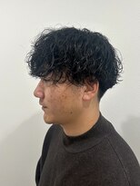 ヒュイル バイ ニアウ(Hwyl by Niau)&nbsp;波巻きスパイラルパーマメンズカットパーマシャドウパーマ