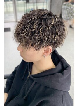 デュー 栄(DEW) 【DEW】ツイストスパイラルパーマ/波巻きスパイラルパーマ