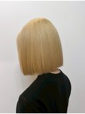 ハイトーンでも叶う艶とまとまり！縮毛矯正×ミネラルで艶ボブ