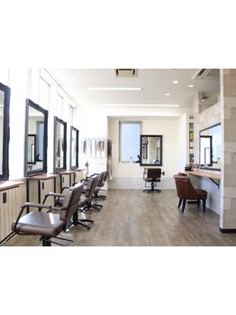 大型店が苦手な方におすすめ＊お悩み等お気軽にご相談ください。ゆったりとした空間でリラックスタイムを♪