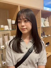 ナタリー(Natalie)&nbsp;顔まわり × レイヤーカット