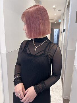 リノ(RLINO) 【名古屋/栄】ボブカット/ブリーチ/ピンクベージュ