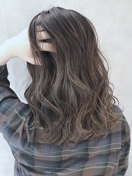 ムウ 難波(MOU) ハッシュカットフルバング似合わせカットレッドブラウン20代30代