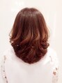 アトリエ ヴィサージュ 五井店(ATELIR VISAGE)&nbsp;内巻きと外巻きを交互に混ぜた緩めのパーマヘアはお手入れが楽◎