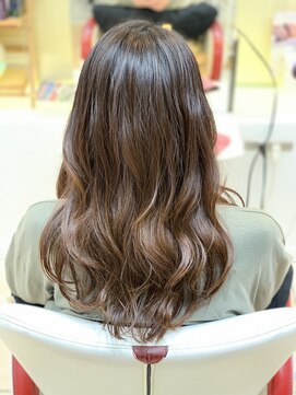 クオリス 上板橋店(QUALIS) 大人可愛いゆるふわウェーブ/アッシュベージュグラデーション