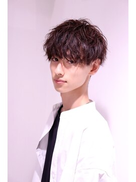 ネイビー(NAVY) 簡単スタイリング 柔らか束感 女子ウケ パーマッシュ