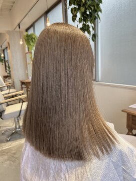 シェリー(Che'ri) ミルクティーベージュ / MANA