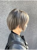 ブリーチ２回マニッシュショート　ツーブロックシルバーカラー