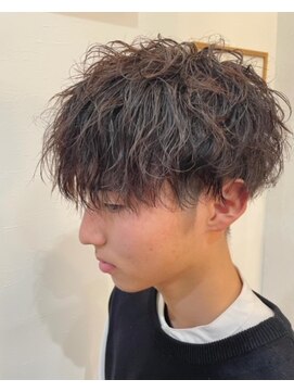 ララ(LaLa) 波打ちパーマ