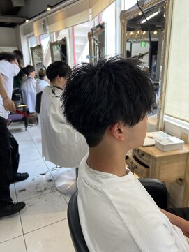 アイズ 海老名(AIZU) 無造作マッシュ　刈り上げマッシュ　王道マッシュ