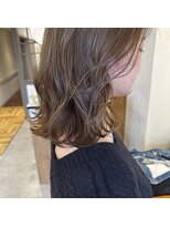 アルマヘアー(Alma hair by murasaki)&nbsp;◎ミディアムスタイルのアッシュベージュ◎