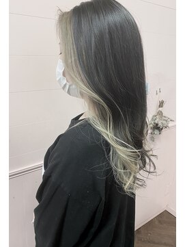 イルウィ(irwi) 【韓国スタイル】シルキーベージュフェイスフレーミングカラー