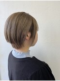 ミルクティーベージュ＆ショートボブ