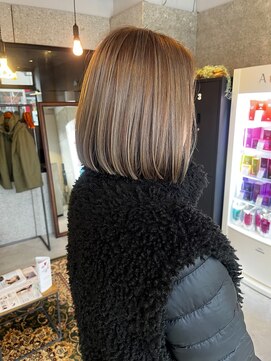 リンダテーラ(Linda tela) 【札幌白石】切りっぱなしボブ/ロブ/ミディアムヘア