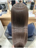 ブラウンベージュ