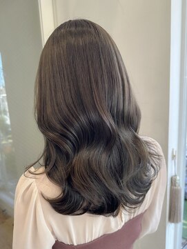 バイオレット ナゴヤ(Violet Nagoya) オリーブブラウンアッシュベージュダブルカラーブリーチなし
