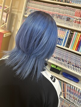 ヘアーデザインルアナ(Hair design Luana.) 水色カラー