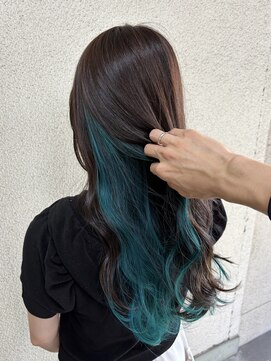 アッシュ 西荻窪店(Ash) インナーカラーで作るターコイズブルーのロングスタイル