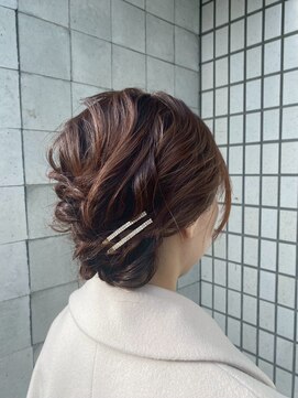 リアド(.RIAD) ルーズアップアレンジ