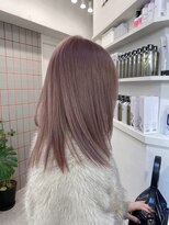 ペレ 渋谷(PELE)&nbsp;黒髪/クラゲヘアー/オリーブグレー/小顔/ココアベージュ/渋谷