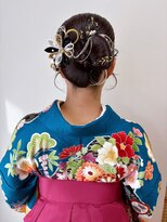 ヘアーボー ラーラ(hairbeau L'ala)&nbsp;タイト目リボンアレンジ