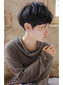 スーツ短髪ツーブロック束感モテる黒髪シークレットパーマ流行