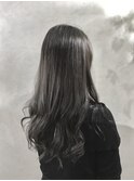 オリジナル配合のアッシュグレージュ。