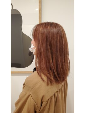 キザシ(KIZASI) 大人な艶感たっぷりのピーチカラー