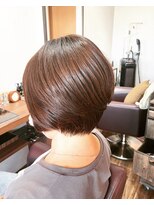 ハチニイニ(822)&nbsp;ショートボブ