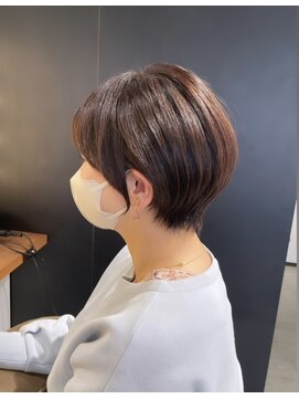 スパイスアヴェダ サロンアンドスパ 玉川高島屋SC店(SPICE AVEDA salon&spa) 30代40代50代・くびれが素敵な大人ショート【SPICE AVEDA岡部】