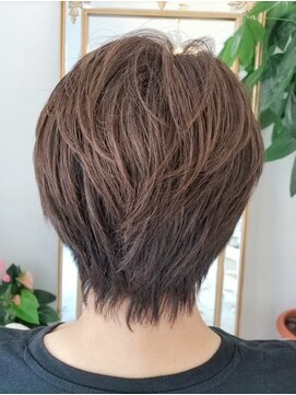 ヘアプロデュース ワイ(hairproduce y) ショートスタイル