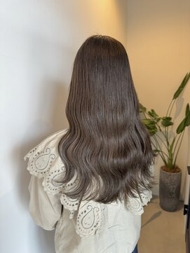 ライリー(riley) オリーブベージュ×ゆるウェーブ【透明感カラー/岡崎】