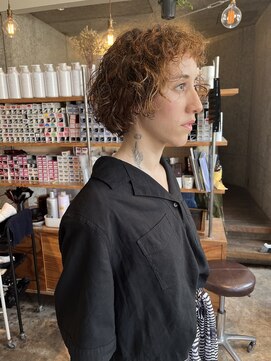 リンネ(Lin'ne) ショート/ボブ/デザインカット/くせ毛