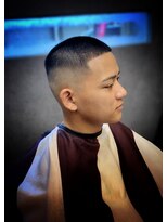 フジヤマバーバーショップ エビス(FUJIYAMA BARBER SHOP ebisu)&nbsp;バズフェード　【ebisu】