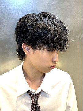 ノイセル(Noisyle) 波巻き外ハネシャドウパーマ